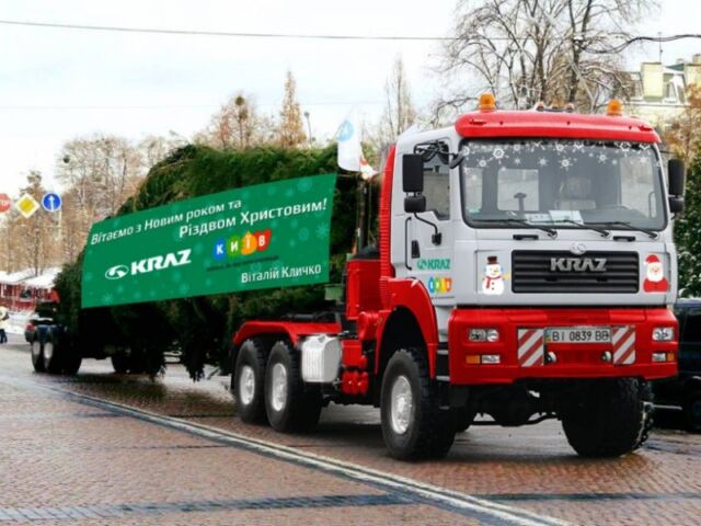 Новый седельный тягач КрАЗ-6510ТЕ готов доставить главную елку в Киев