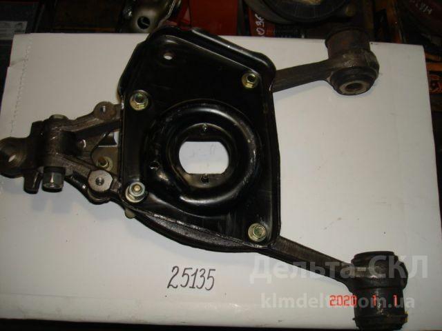 Рычаг нижний правый Рычаг нижний правый