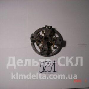 Крышка стартера со стороны привода