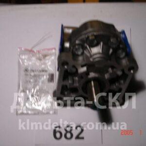 Насос шестеренный масляный правый плоский