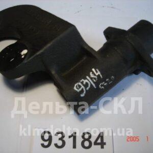 Кронштейн правый