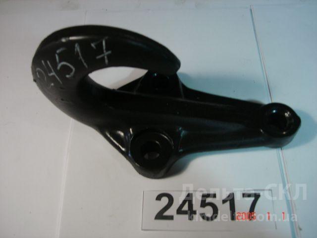 Крюк буксирный передний Крюк буксирный передний