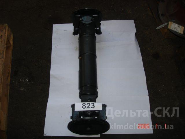 Вал карданный привода среднего моста Вал карданный привода среднего моста