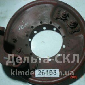 Щит ножного тормоза левый в сборе