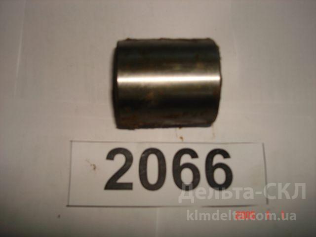 Втулка шкворня распорная Втулка шкворня распорная