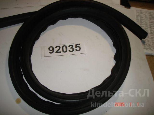 Уплотнитель стекла задка кабины Уплотнитель стекла задка кабины