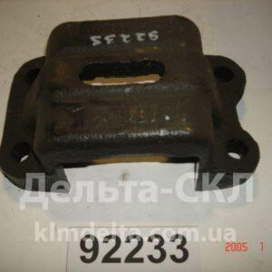 Подкладка стремянок передней рессоры правая