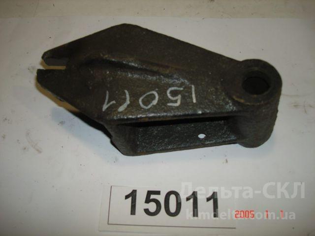 Кронштейн педали с втулкой в сборе Кронштейн педали с втулкой в сборе