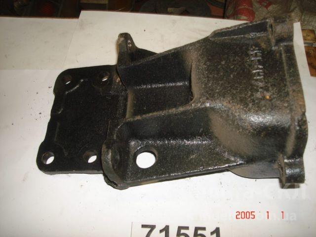 Кронштейн задний левый Кронштейн задний левый