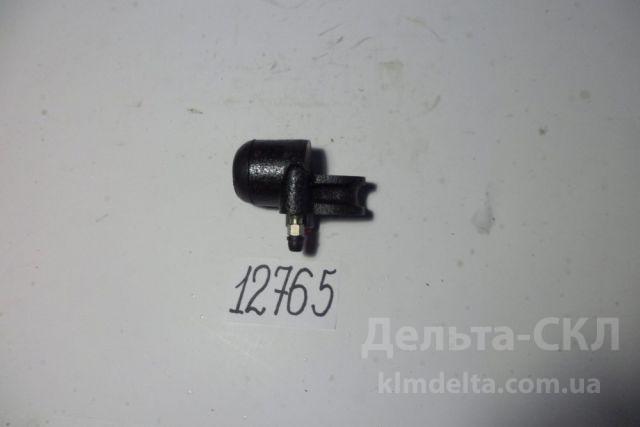 Цилиндр тормоза переднего правый Цилиндр тормоза переднего правый