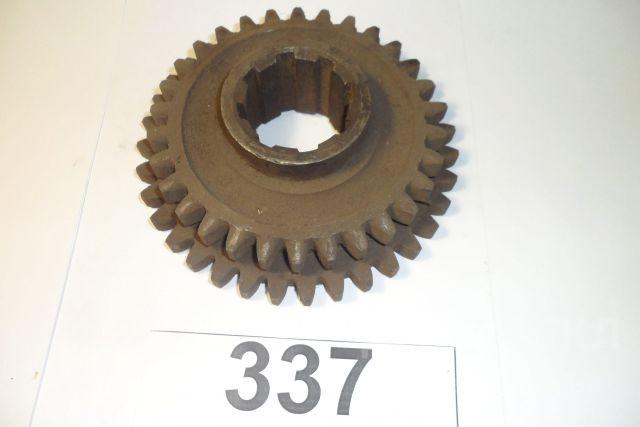 Блок шестерен з/хода КПП (Z=39: Z=32) Блок шестерен з/хода КПП (Z=39: Z=32)