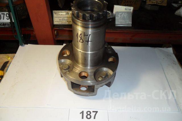 Водило с чашкой и втулками Водило с чашкой и втулками