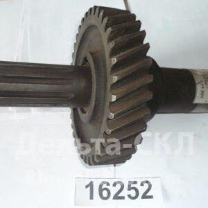 Вал привода моста заднего раздаточной коробки в сборе