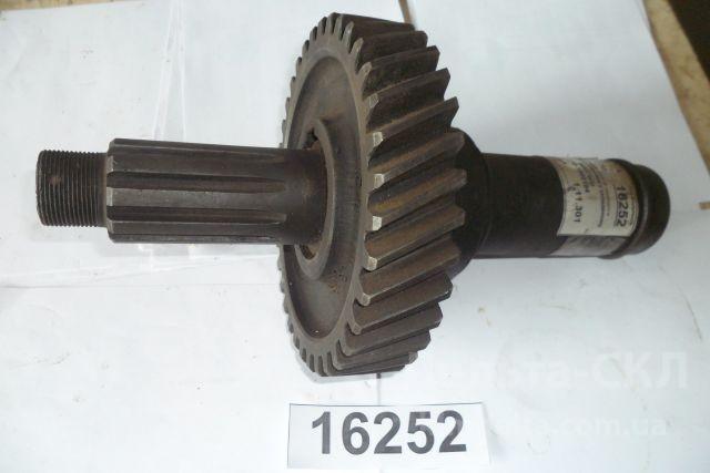 Вал привода моста заднего раздаточной коробки в сборе Вал привода моста заднего раздаточной коробки в сборе