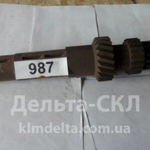 Вал промежуточный КПП