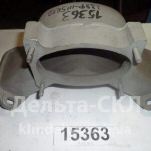 Патрубок соединител. впускных коллекторов