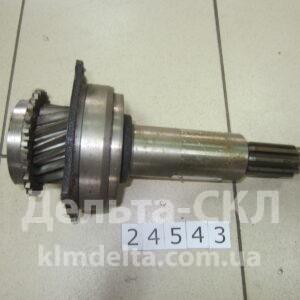 Вал первичный КПП с крышкой