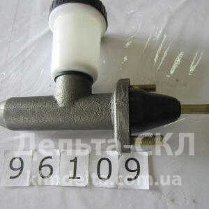 Цилиндр сцепления главный