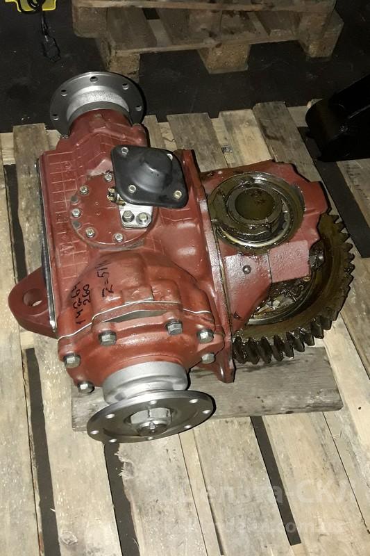 Редуктор мосту середнього (Z=51/12) Редуктор мосту середнього (Z=51/12)